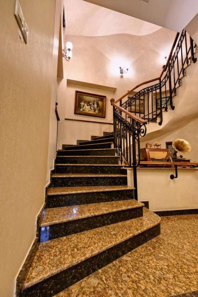 Отель Hotel Carol Констанца-9